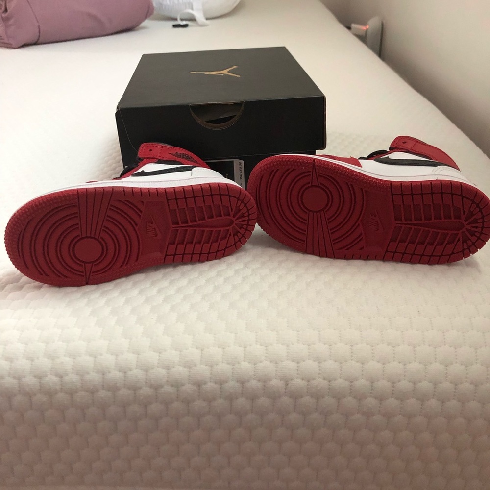 Toddler Jordan 1